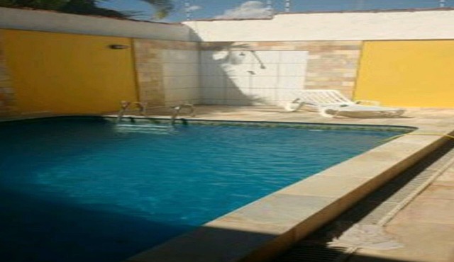 House with pool, Sky TV and Wi-Fi in Itanhaém