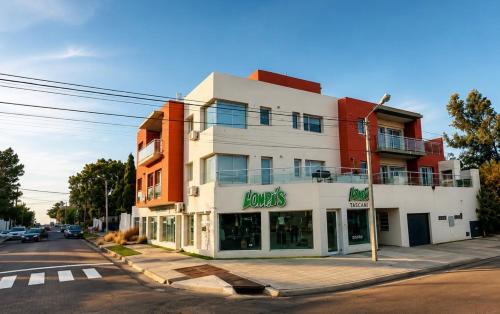 House51 "ubicado a solo 3 cuadras de la playa en pleno centro de Rada Tilly"
