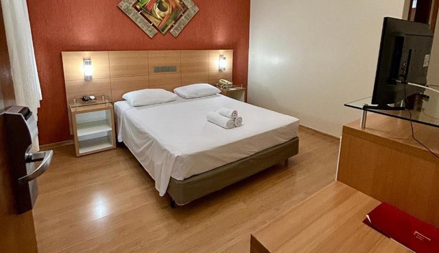 Líber Hotel Nova Serrana - Conforto na Rota da BR-262 in Nova Serrana