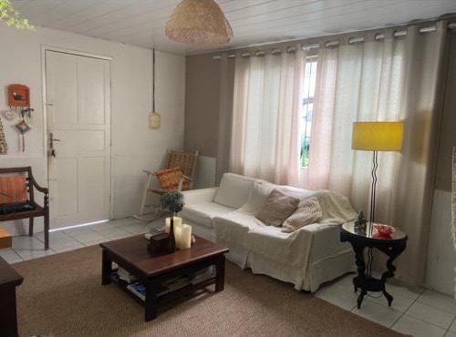Lindo quarto casal no centro Floripa