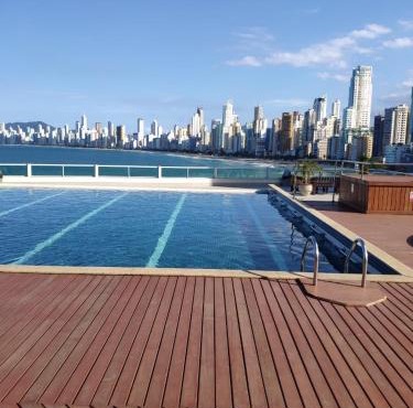 LOFT Prédio frente MAR Garagem Piscina Academia Portaria 24 h