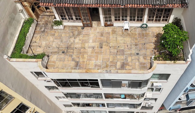 Lovely Copacabana Beach 5-bedroom Penthouse in vibrant Rio de Janeiro