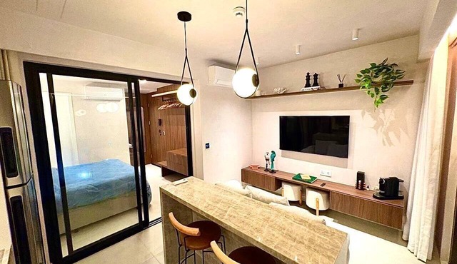 Luxury STUDIO in Brand New 5★ Building Steps from Ipanema & Copacabana beach in Rio de Janeiro