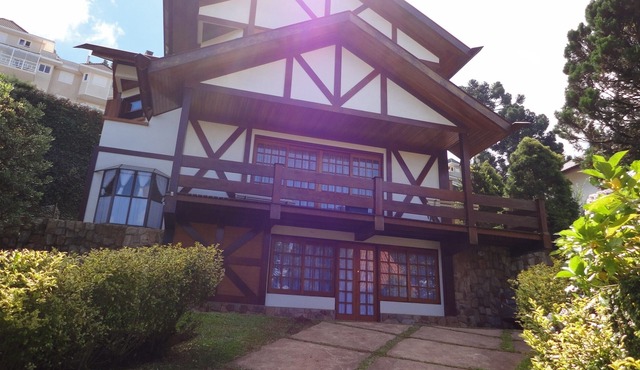 Luxury winter house 1.5 km from Capivari