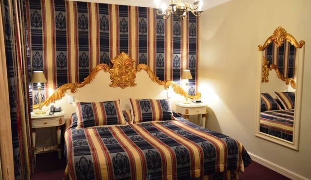 Master Suite Ideal for Couples + Central Location Near Main Attractions