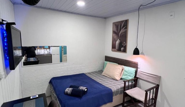 Mini studio com piscina