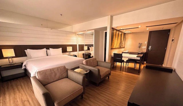 Modern Comfort | Luxury Twin Room | 1.2 mi to Brasília TV Tower in Brasília