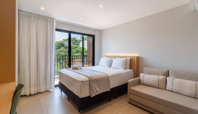 Modern studio in Lapa with pool and gym | R1205