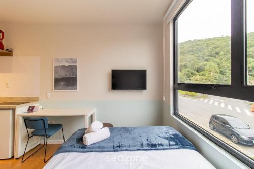 Modern studio just minutes from the beach SID0209