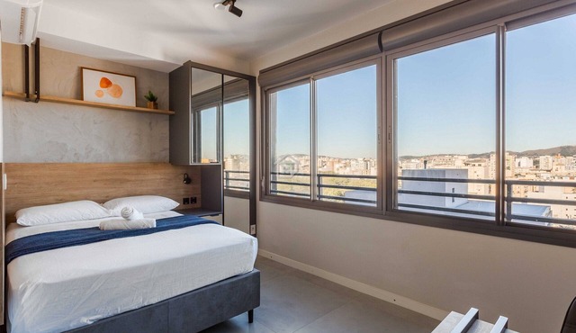 Modern Studio with View and Full Amenities
