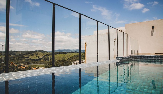 Mountain View Suite with Heated Pool and Hot Tub