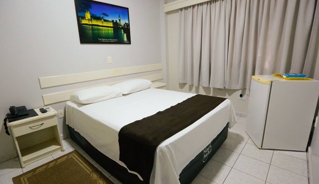 Nayru Hotel in Toledo
