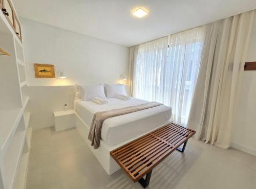 New Penthouse with Private Pool Praia Brava 3 Bedrooms –Brava Bells