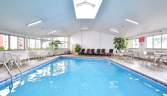 Peaceful Retreat for Couples Near Teatro Teatro Alfredo Sigwalt - 0.2 miles