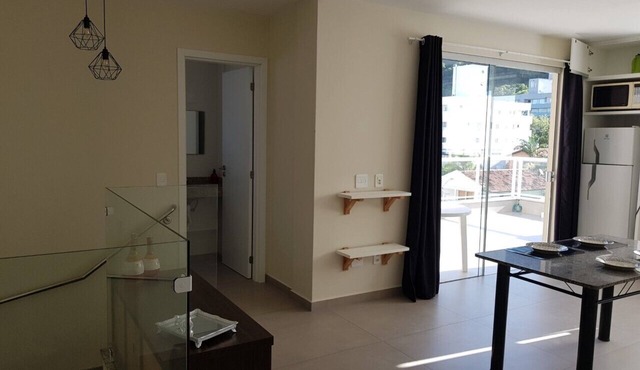 Penthouse with 3 suites on Bombinhas beach.