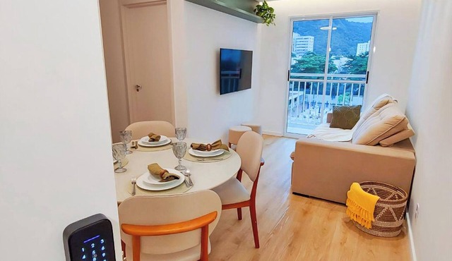 Pool, Parking, 8 min walk to RioCentro