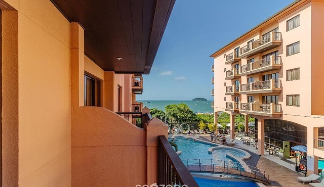 Pool View Studio in Beachfront Resort JBV134