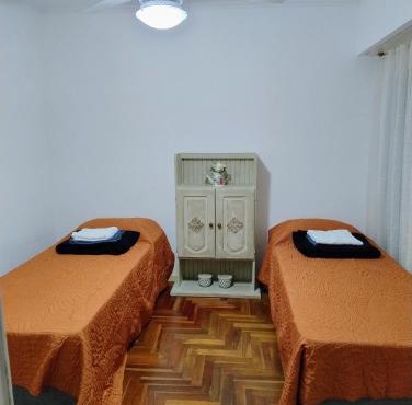 PRECIOSO DPTO para 8 personas pleno centro Urquiza 816 4B in Concordia