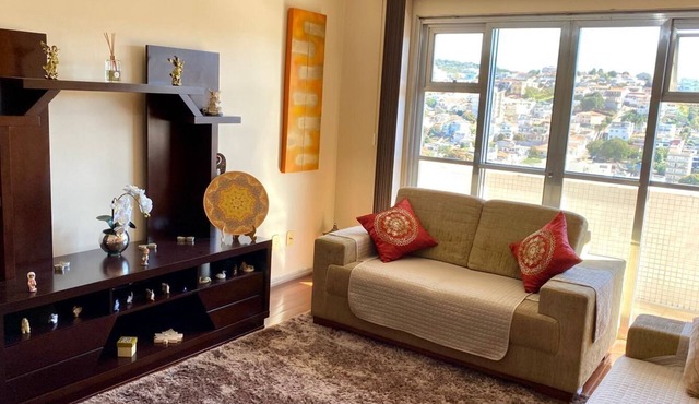 Prime Center View - Beautiful view. Do it all on foot! in São Lourenço