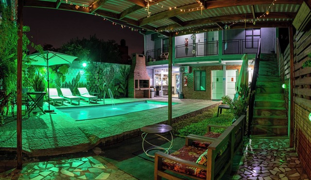 PRIVATE ROOMS, SWIMMING POOL, OUTDOOR BARBECUE, REST, RELAX PUERTO IGUAZU