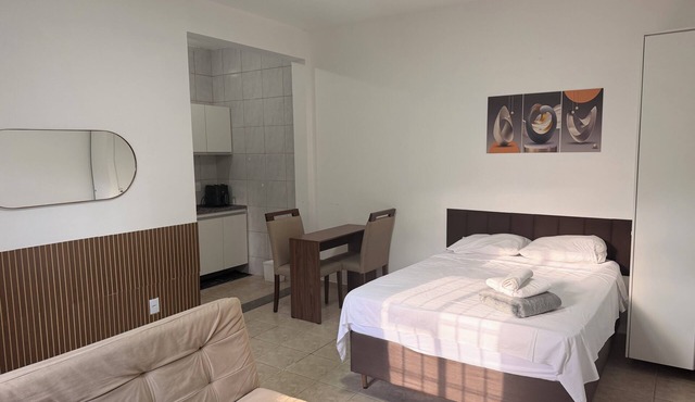 Private studio apartment with Smart TV and air conditioning. in Belo Horizonte