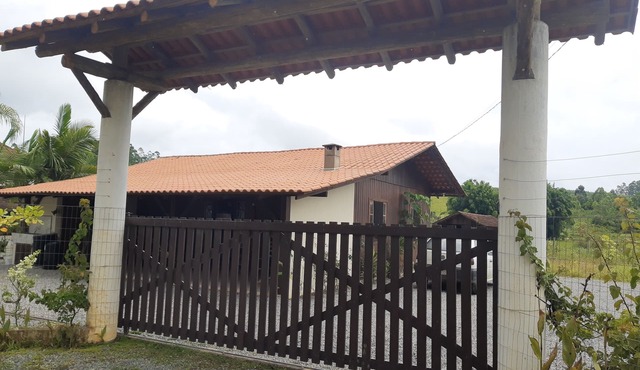 Property in Balneário Piçarras, SC for rent.