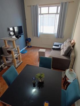 Quarto em Apartamento Compartilhado