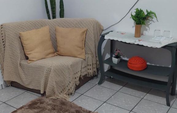 Quarto privativo em São José Santa Catarina Check in às 12 hs