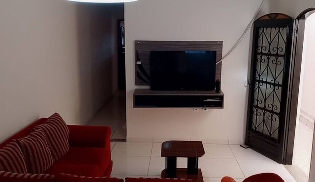 QUIET MASTER HOUSE