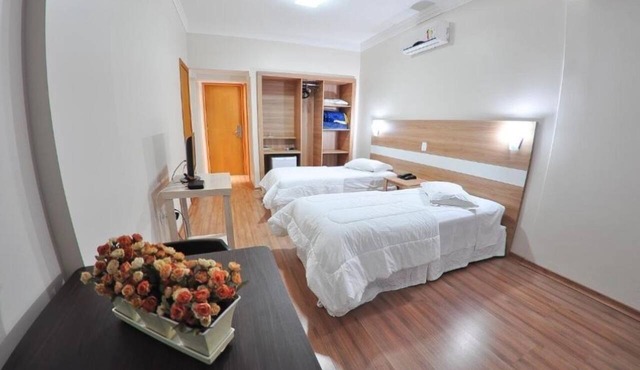 Relax Near Gare Park w/Breakfast Included in Passo Fundo