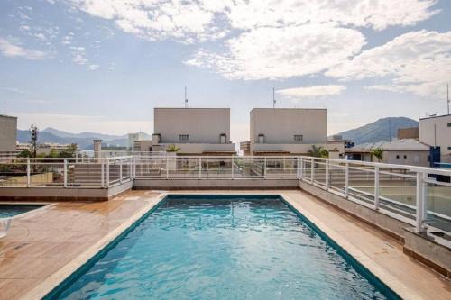 Resort no Itaguá, Piscina, Sauna e Churrasqueira