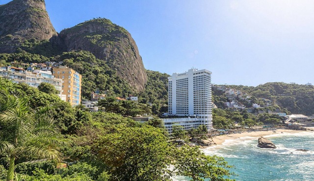Rio006 - Exceptional Oceanfront Residence in Leblon