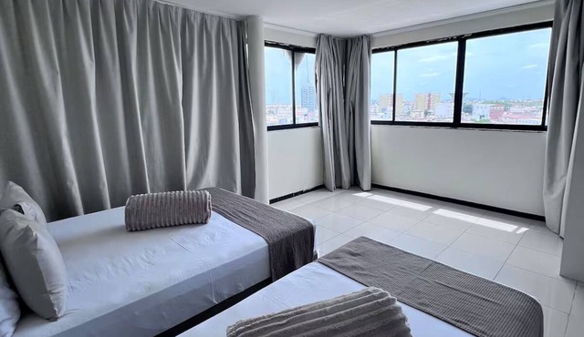 Riverfront Retreat with Free Breakfast | Close to Ilha do Fogo - 1 mile in Petrolina