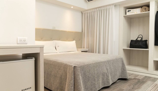 Sennac Hotel