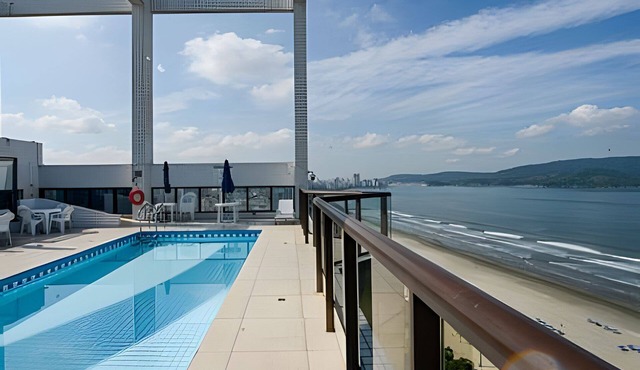 SHB - Between the Beach and the Disney World Pure Fun in Santos
