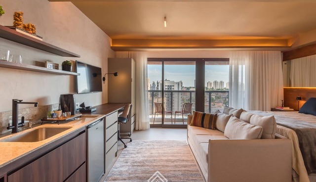 Silence, Design, and Parking 5 minutes from the Center | LYVVO