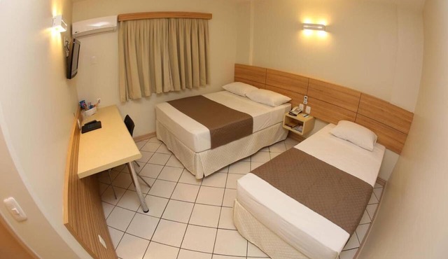 Simple Yet Practical Room l Close Orlando de Carvalho Airport - 3.1 miles