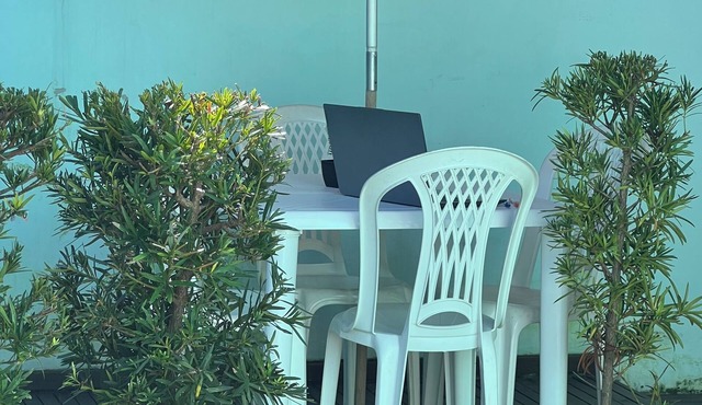Small house on Pinheira beach and Guarda do Embau, swimming pool, 350 meters from the sea.