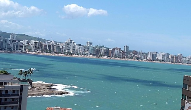 Sossego no Centro e vista para o Mar in Guarapari