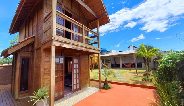 Spacious and well-located chalet in Praia do Rosa.