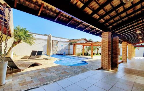 Spectacular, 6 suites, Gourmet Balcony, Billiards, Foosball, Praia dos Sonhos .
