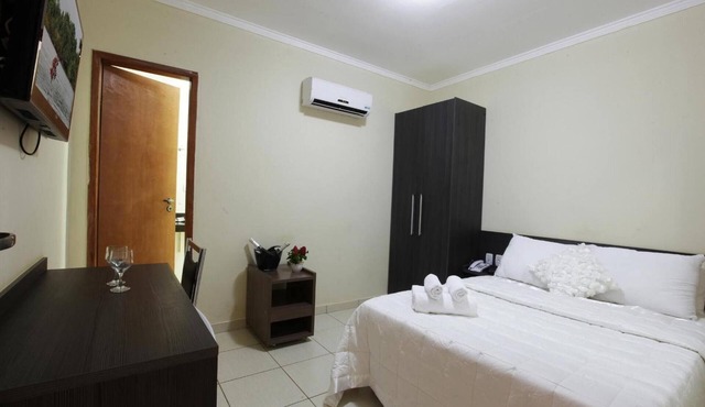 Standard Double Room | Free Breakfast | 12-Minute Walk to Scenic Mirante Square in Altamira