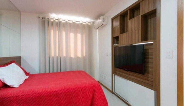 Studio apartment across from Itaparica Beach. in Itapuã