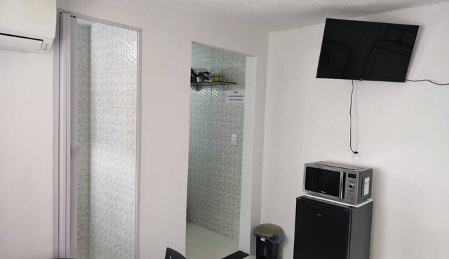 Studio apartment in Olinda, Casa Caiada, 100 meters from the beach. in Olinda