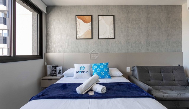 Studio moderno no Rio Branco com rooftop e lazer