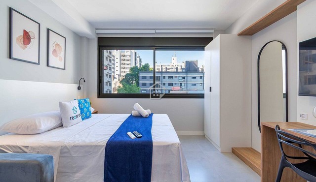 Studio Moderno: Rooftop e Lazer no Moinhos