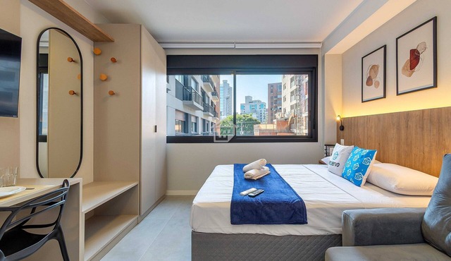 Studio Moderno: Rooftop e Lazer no Moinhos
