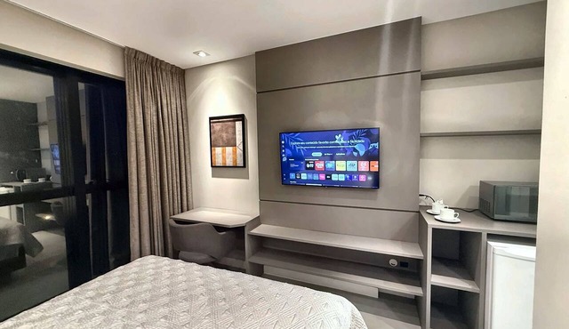 Studio with pool, pool table, gym and sauna