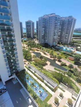 Suite Queen Com Varanda Rio Centro-Rock in Rio - Parque Olímpico Barra da Tijuca in Rio de Janeiro