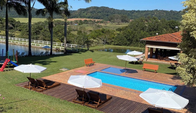 The most complete: heated pools, fishing, barbecue, snooker, nature.